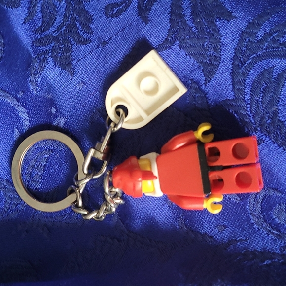 🎅 LEGO Santa Minifigure Keychain - Cute Stocking Stuffer!! 🎄🎁 - Picture 6 of 12